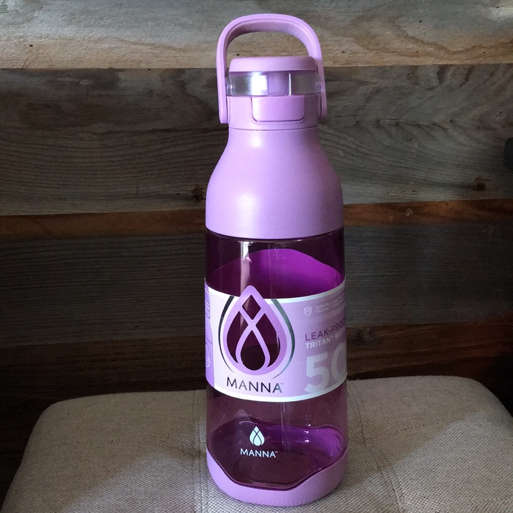 MANNA 50oz Lavender Leakproof  Water Bottle